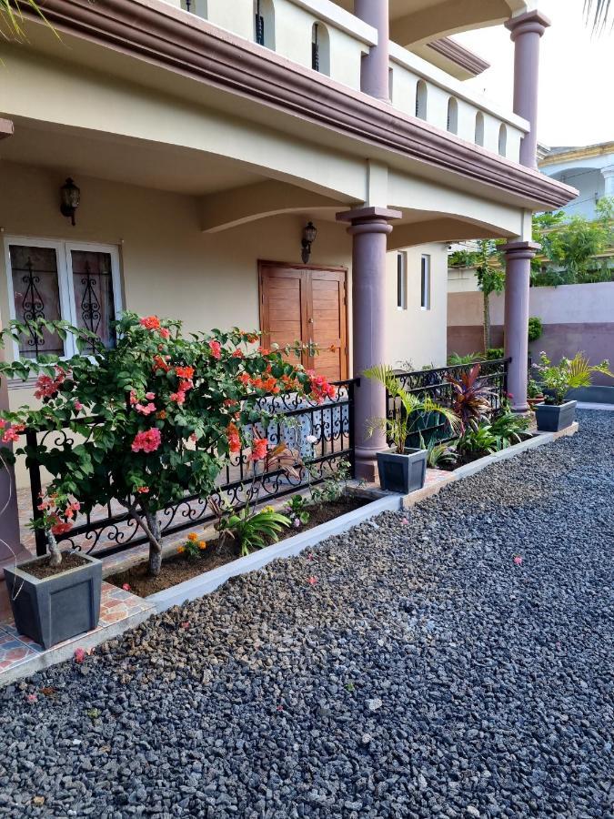 Villa Bungaroo Pereybere Beach Екстер'єр фото